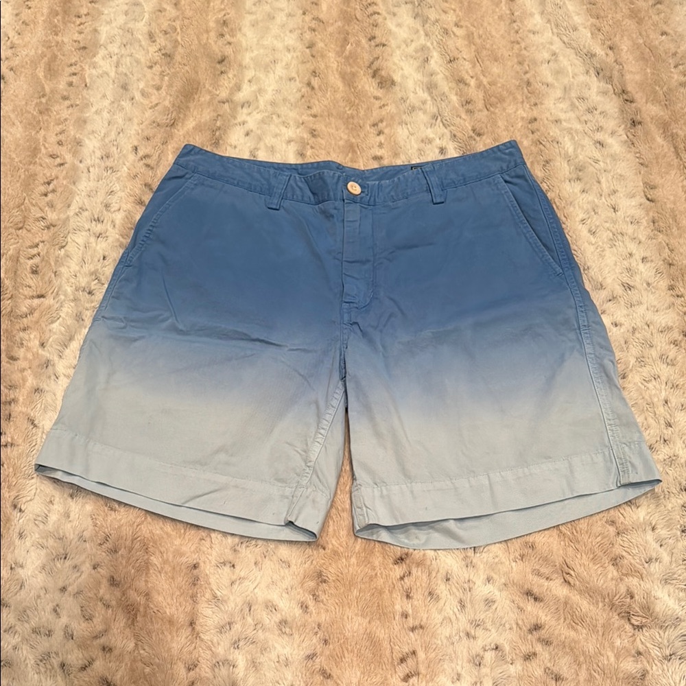 Vineyard Vines Blue Gradient Khaki Shorts Men’s size 34
